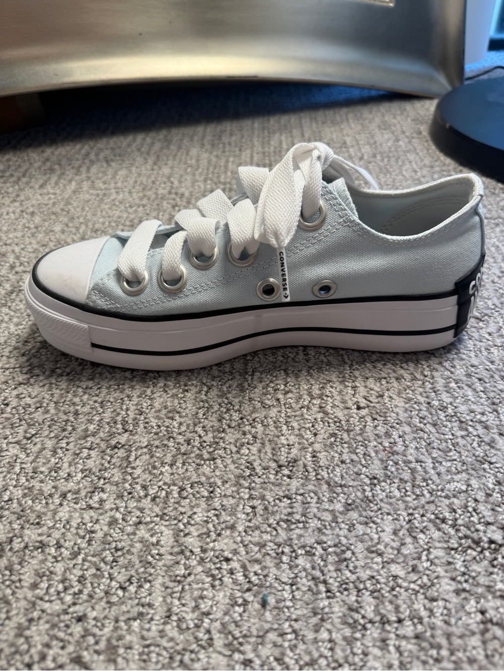 Women's Converse Chuck Taylor All Star Lift Low Top Casual Shoes Size 7 or 8 - Picture 12 of 17